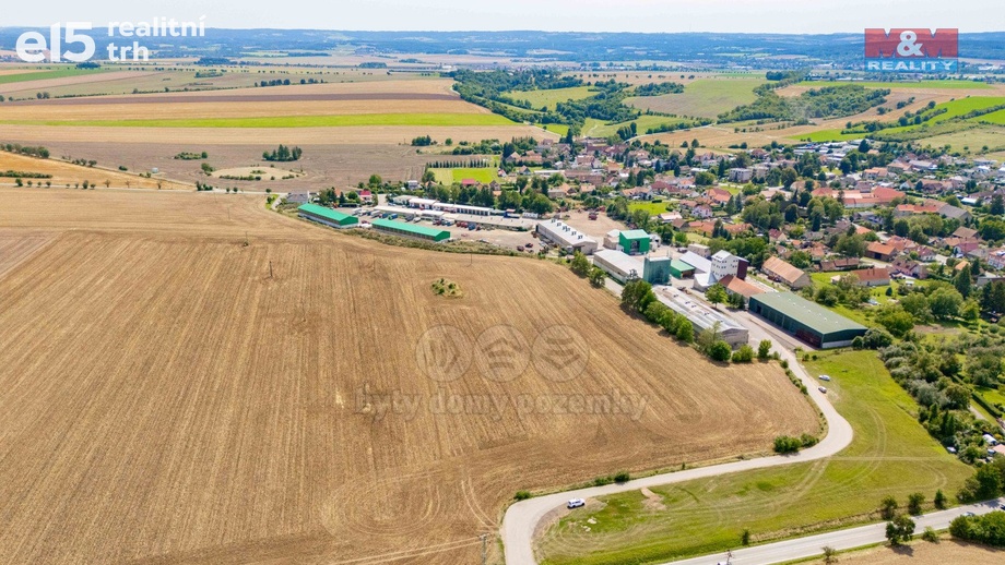 Prodej komerčního pozemku 55 423 m², Kočí
