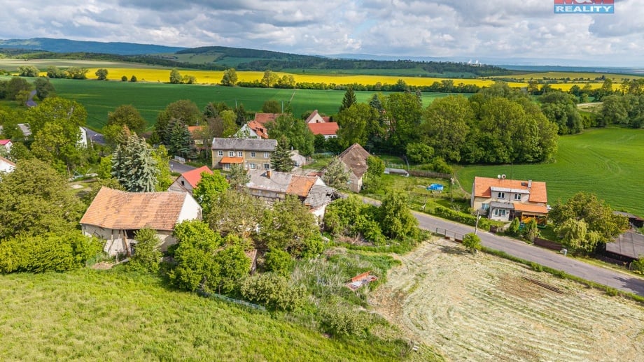 Prodej stavebního pozemku 841 m², Krásný Dvůr