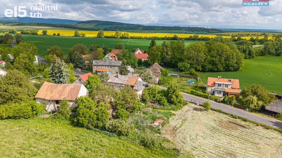 Prodej stavebního pozemku 841 m², Krásný Dvůr
