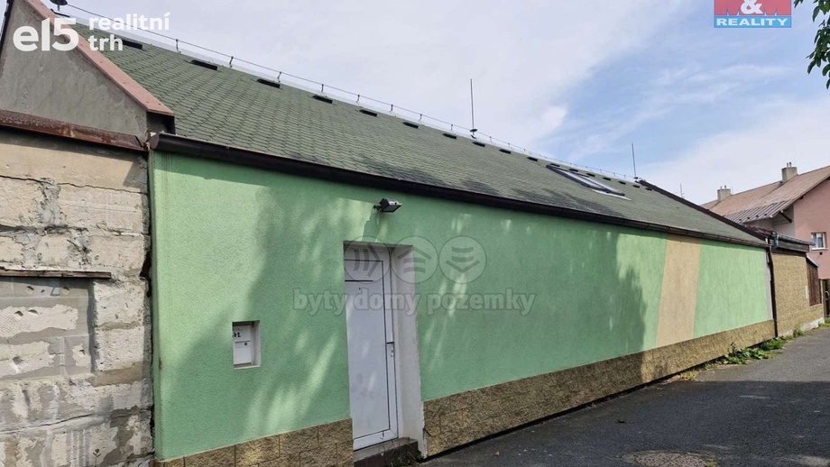 Pronájem skladu 179 m², Spořice