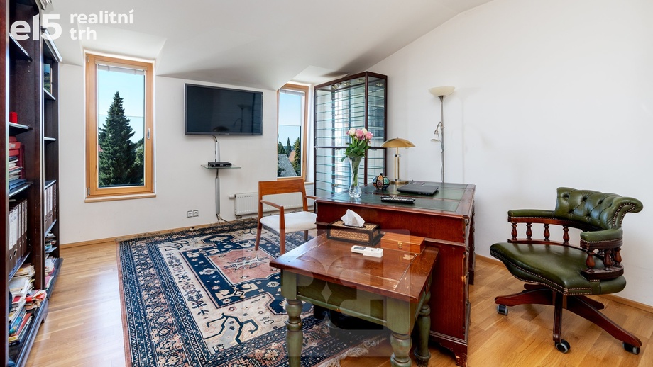 Prodej bytu 4+kk 126 m², Průhonice