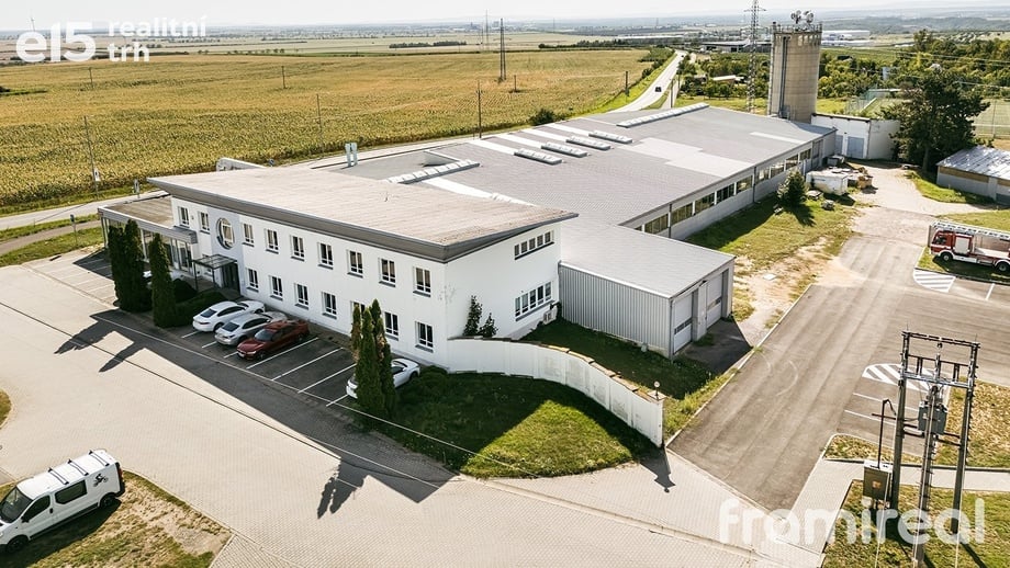 Prodej výrobního prostoru 4 030 m², Suchohrdly