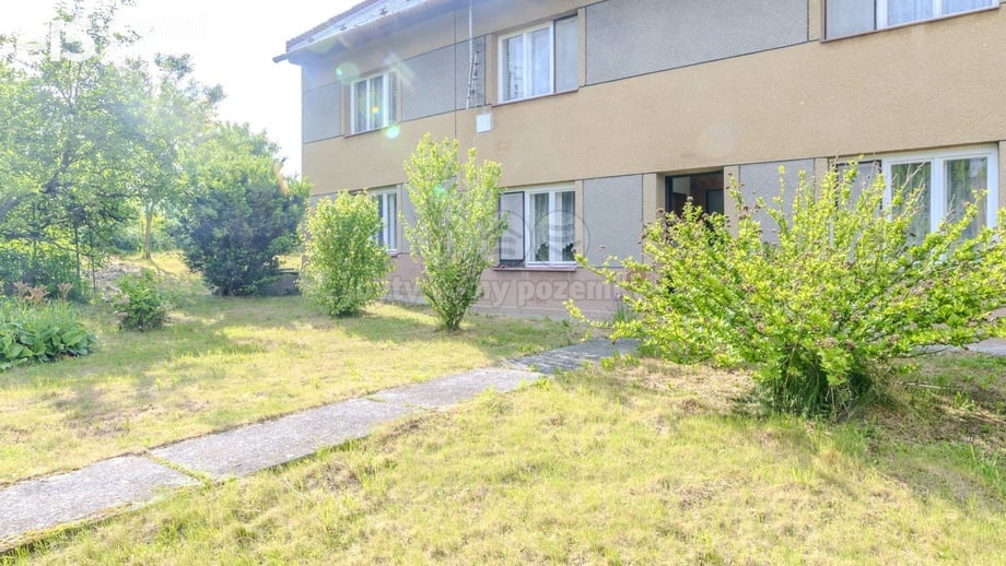 Pronájem rodinného domu 300 m², Věžky