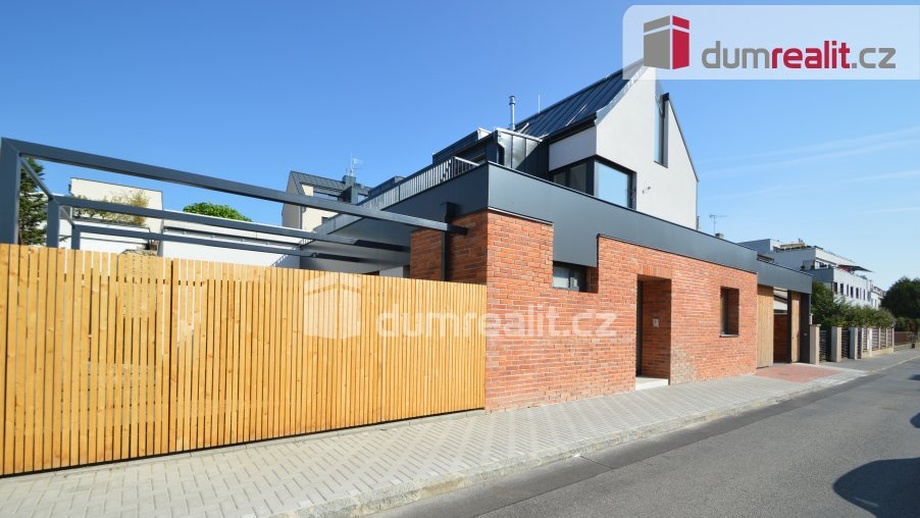Pronájem bytu 1+kk 30 m², Praha 6
