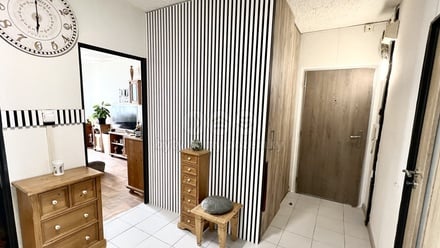 Prodej bytu 3+1 80 m², Praha 14