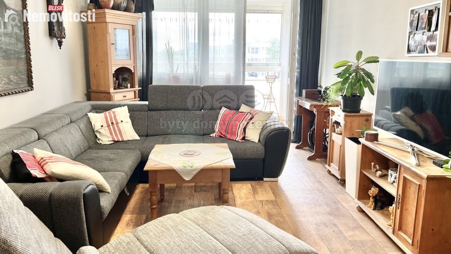 Prodej bytu 3+1 80 m², Praha 14