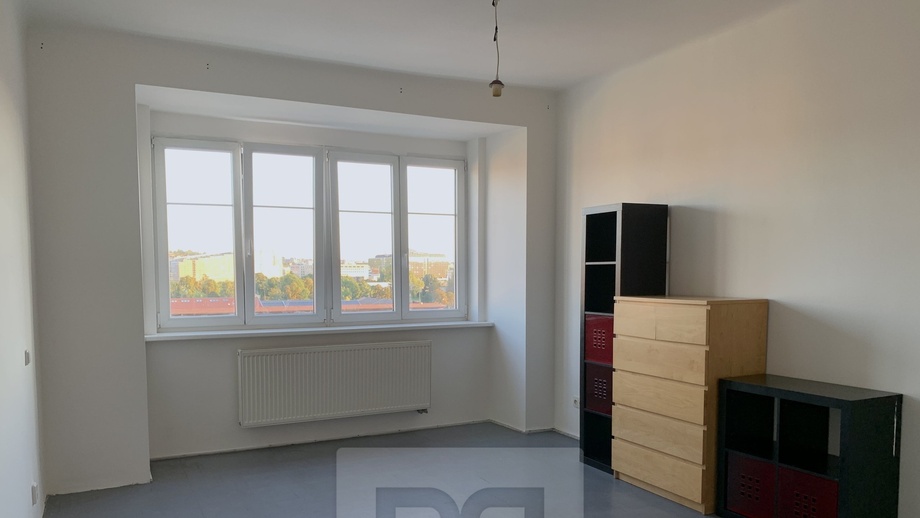 Pronájem bytu 2+1 54 m², Praha - Holešovice