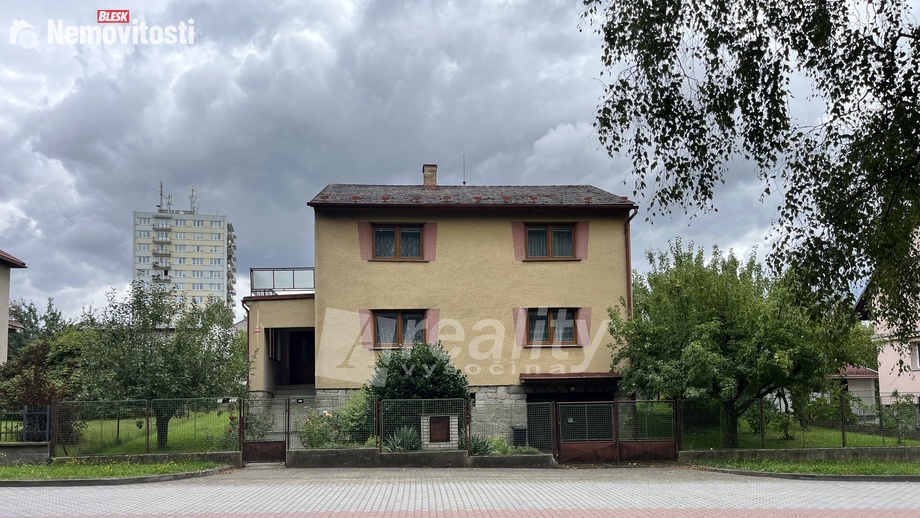 Prodej rodinného domu 300 m², Pelhřimov