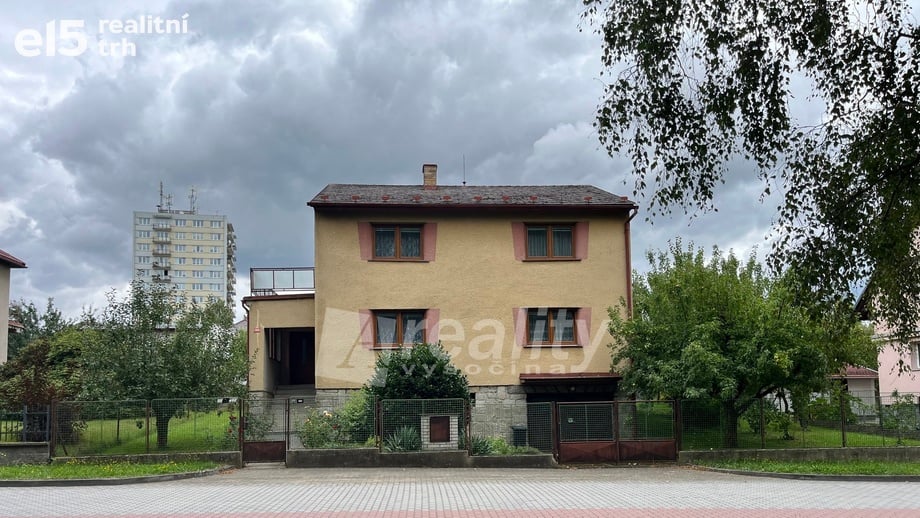 Prodej rodinného domu 300 m², Pelhřimov