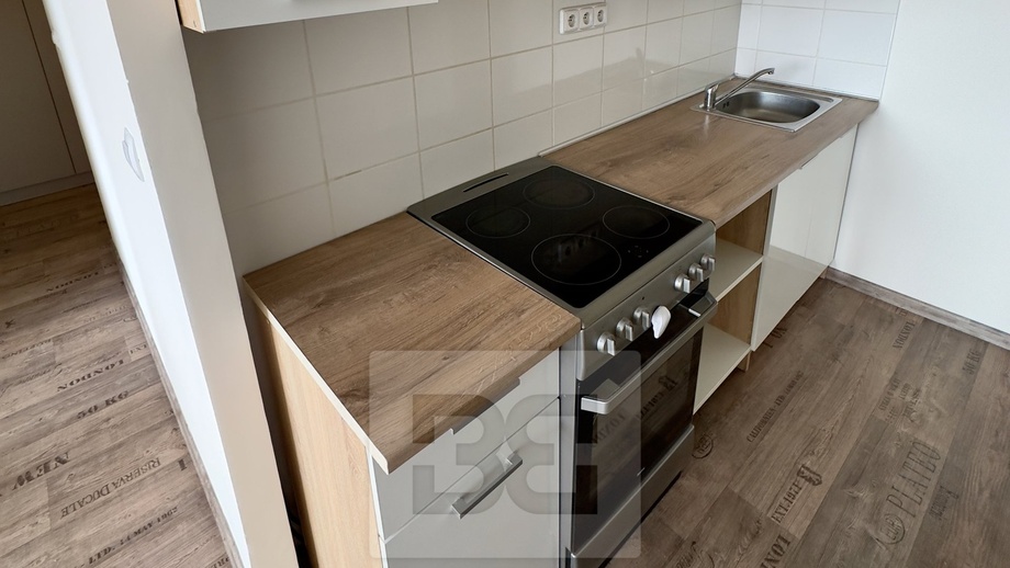 Pronájem bytu 2+kk 43 m², Praha - Bohnice