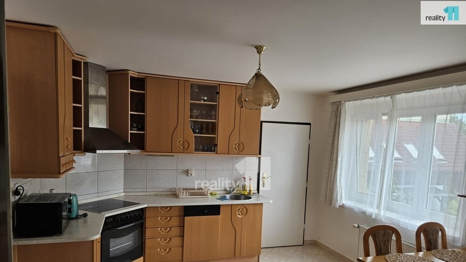 Pronájem bytu 2+1 70 m², Praha 11