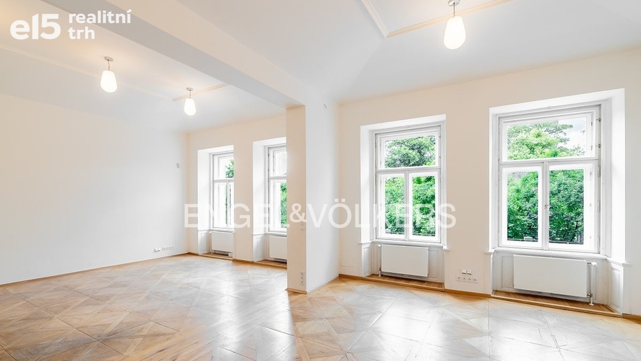 Pronájem bytu 2+1 87 m², Praha - Malá Strana