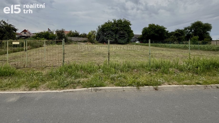 Prodej stavebního pozemku 964 m², Staňkovice