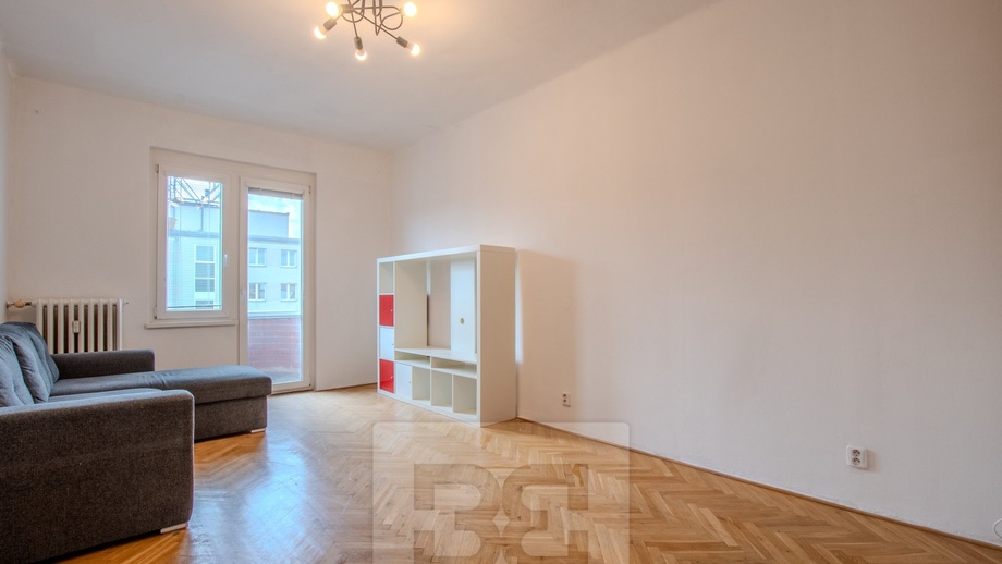 Pronájem bytu 2+1 44 m², Praha - Holešovice