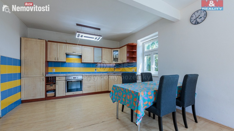 Prodej rodinného domu 240 m², Hroznětín