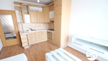Pronájem bytu 2+kk 39 m², Praha - Zbraslav