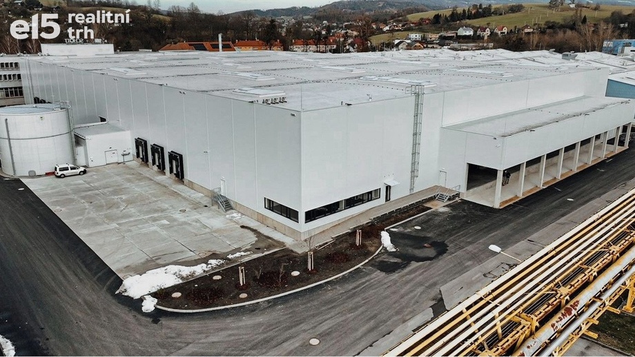 Pronájem výrobního prostoru 8 000 m², Valašské Meziříčí