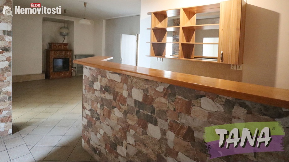 Pronájem bytu 2+kk 44 m², Vítězná - Kocléřov