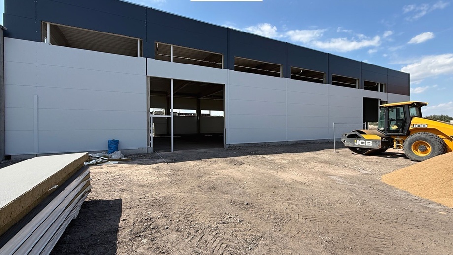 Pronájem skladu 919 m², Kladno