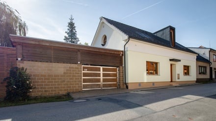 Prodej vily 218 m², Omice