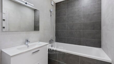 Prodej bytu 3+1 74 m², Praha