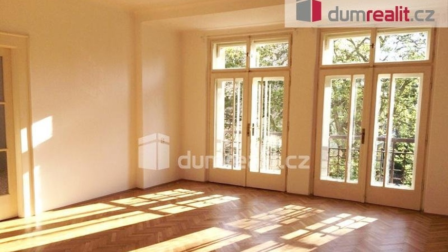 Pronájem bytu 2+1 104 m², Praha 6