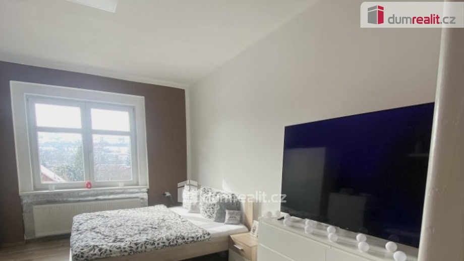 Pronájem bytu 1+1 30 m², Bystřany