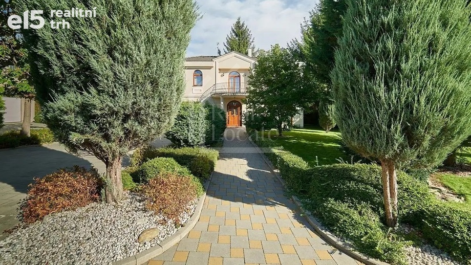 Pronájem vily 255 m², Praha - Nebušice