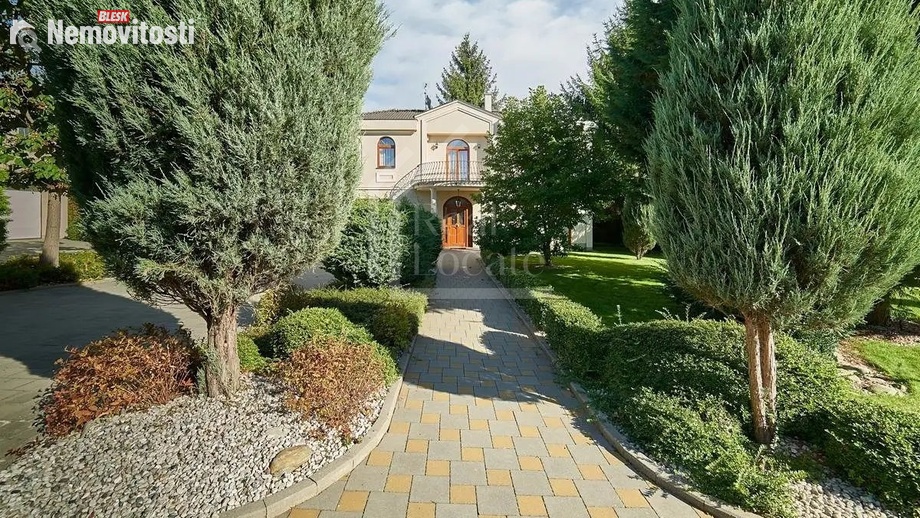 Pronájem vily 255 m², Praha - Nebušice
