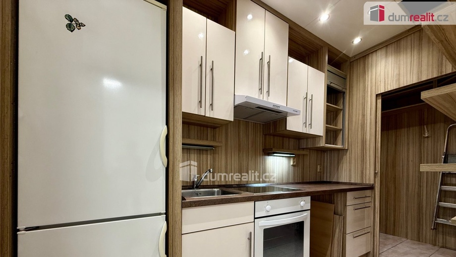 Pronájem bytu 2+kk 48 m², Dalovice