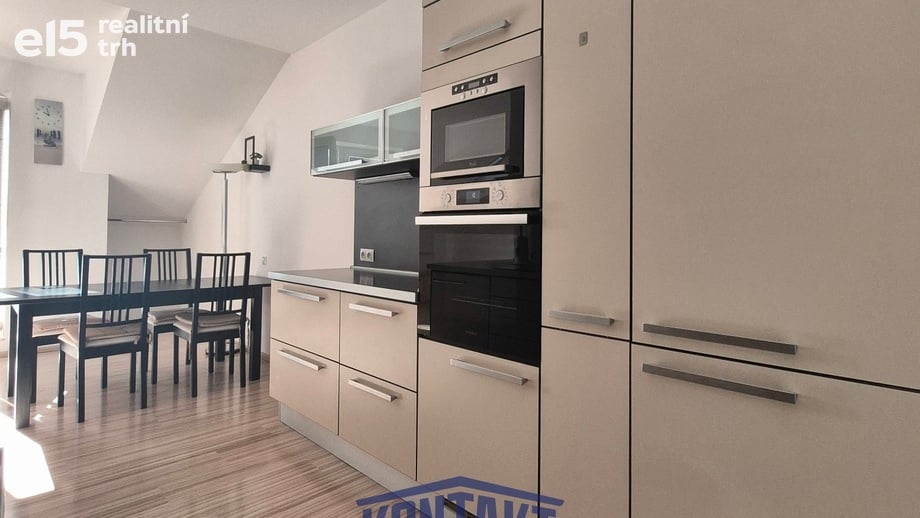 Pronájem bytu 3+kk 82 m², České Budějovice 2