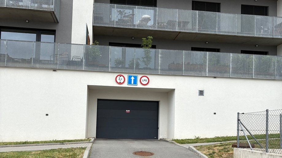 Pronájem garáže 4 465 m², Brno-Královo Pole
