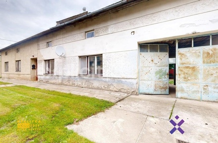 Prodej výrobního prostoru 127 m², Zahnašovice