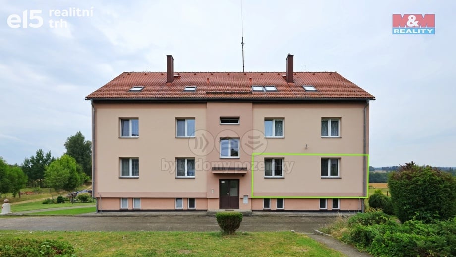 Prodej bytu 3+1 76 m², Stojčín