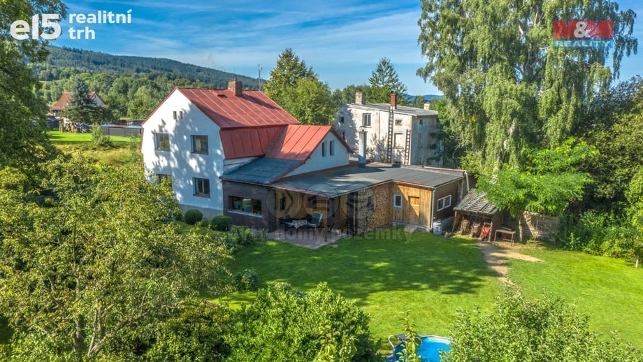 Prodej rodinného domu 240 m², Nové Město pod Smrkem