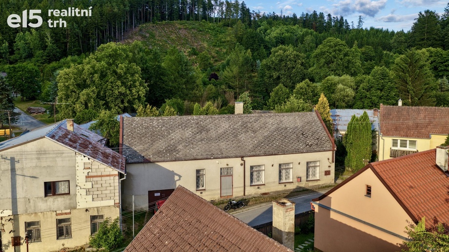 Prodej rodinného domu 200 m², Rozstání