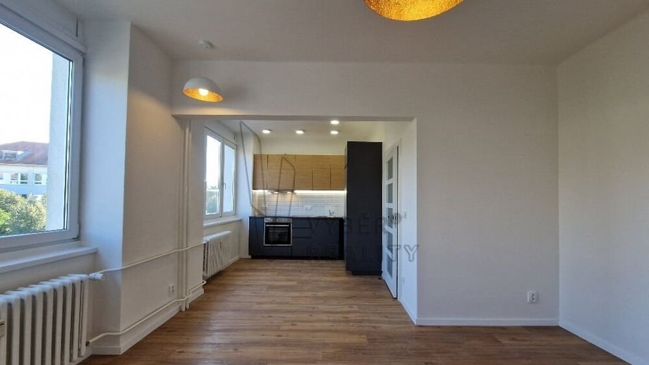 Pronájem bytu 2+kk 62 m², Praha 10