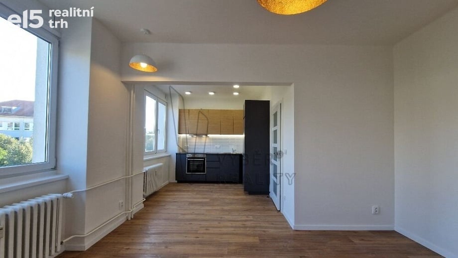 Pronájem bytu 2+kk 62 m², Praha 10