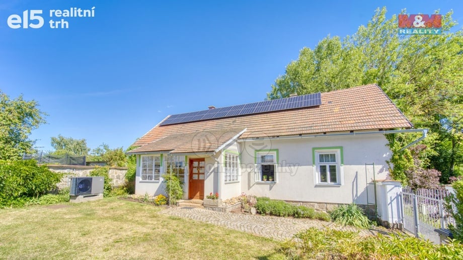 Pronájem rodinného domu 100 m², Jesenice