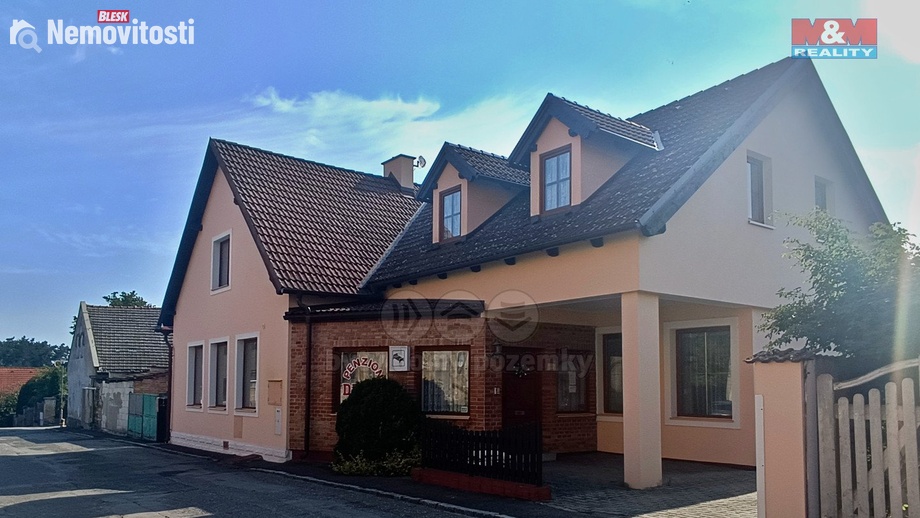 Pronájem bytu 1+kk 60 m², Bělá pod Bezdězem