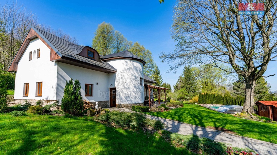 Prodej rodinného domu 168 m², Zbinohy