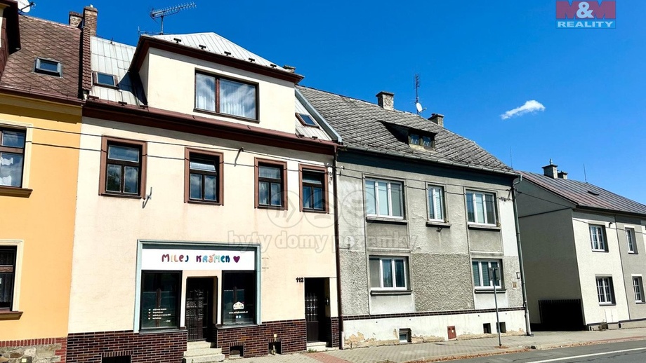 Prodej rodinného domu 285 m², Krnov