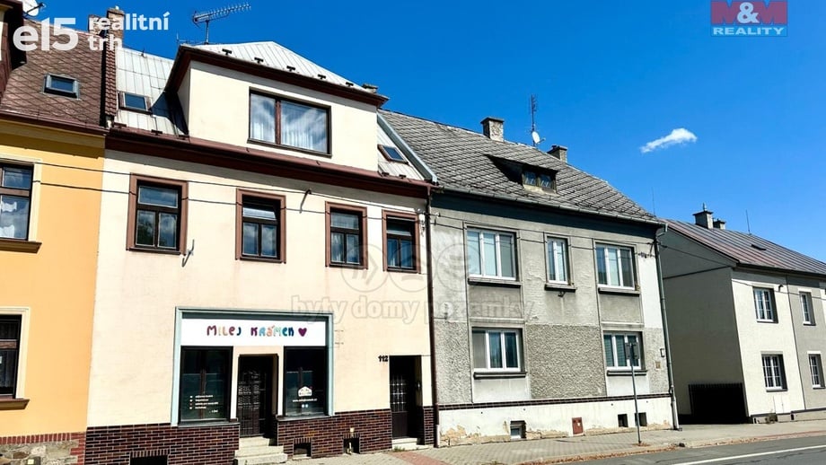 Prodej rodinného domu 285 m², Krnov