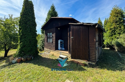 Prodej zahrady 400 m², Teplice - Trnovany