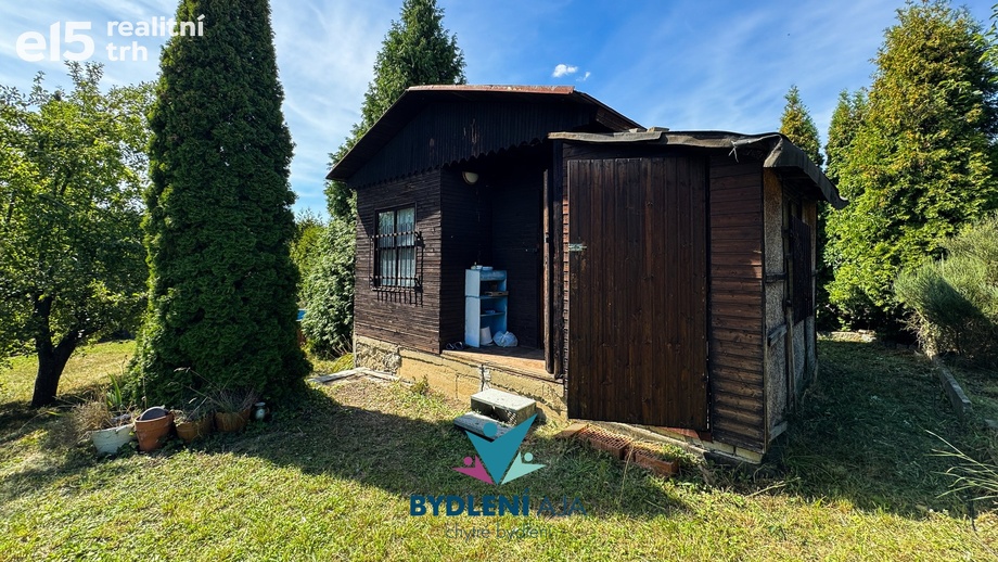 Prodej zahrady 400 m², Teplice - Trnovany