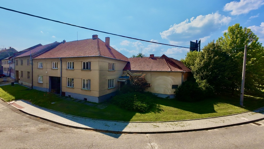 Prodej rodinného domu 349 m², Drysice