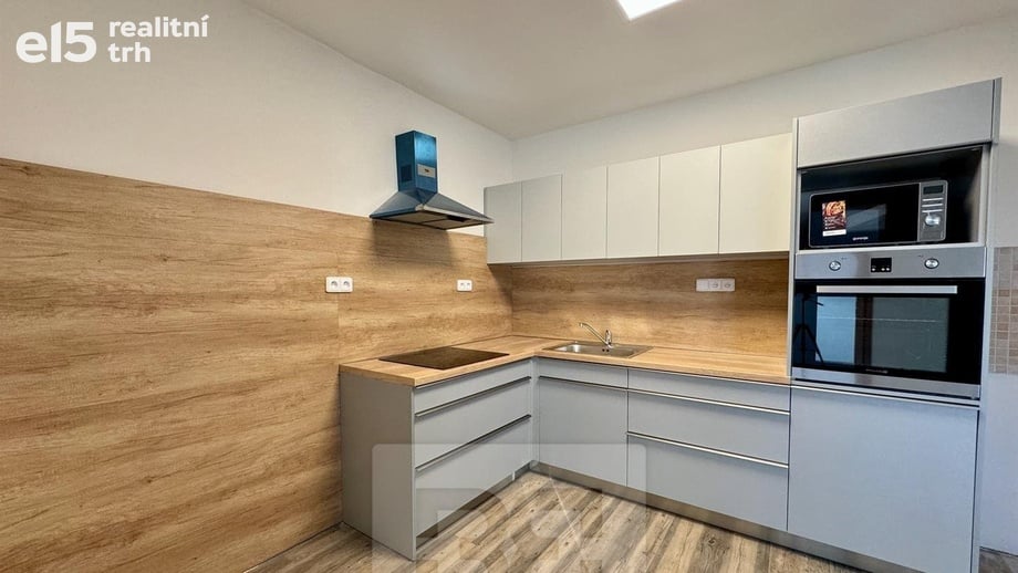 Pronájem bytu 3+kk 80 m², Brno - Chrlice