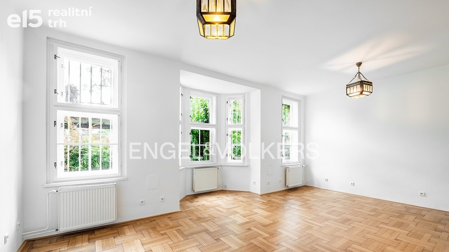 Pronájem vily 227 m², Praha - Střešovice