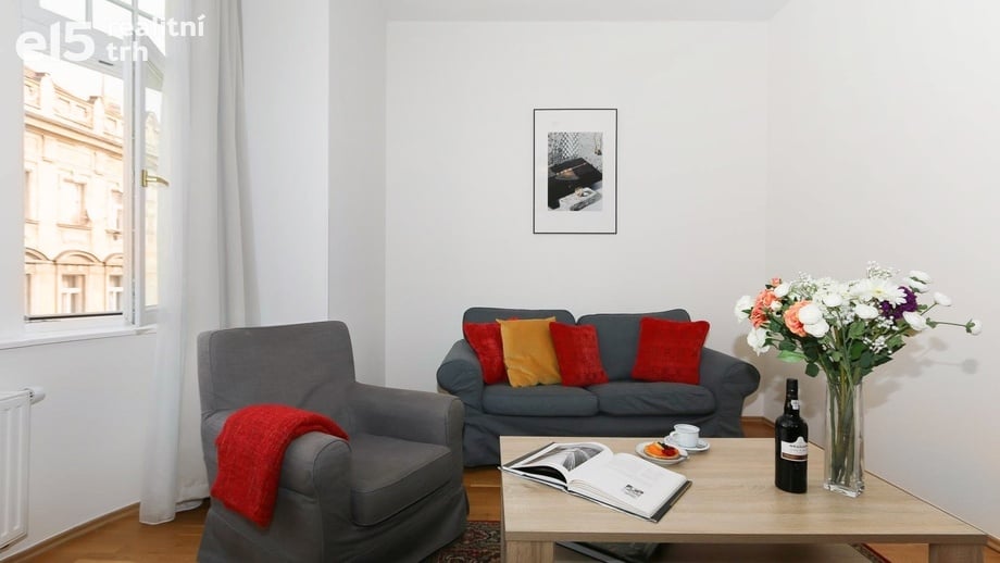 Pronájem bytu 2+kk 60 m², Praha - Vinohrady