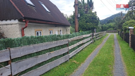 Prodej rodinného domu 200 m², Prysk